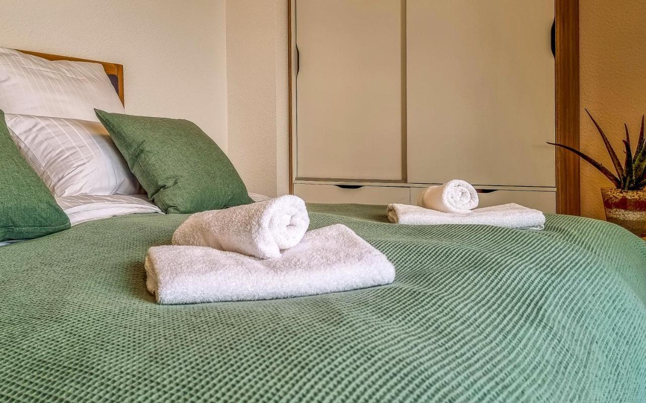 Wiluka Penthouse Mit Grosser Dachterasse Nachhaltig Eingerichtet Netflix Limburg an der Lahn Extérieur photo